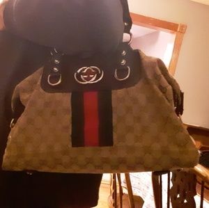 Authentic Vintage Used Gucci Handbag w Green n RED